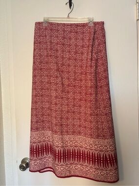 Liz Claiborne 100% Silk Red Patterned Maxi Skirt with Border Print